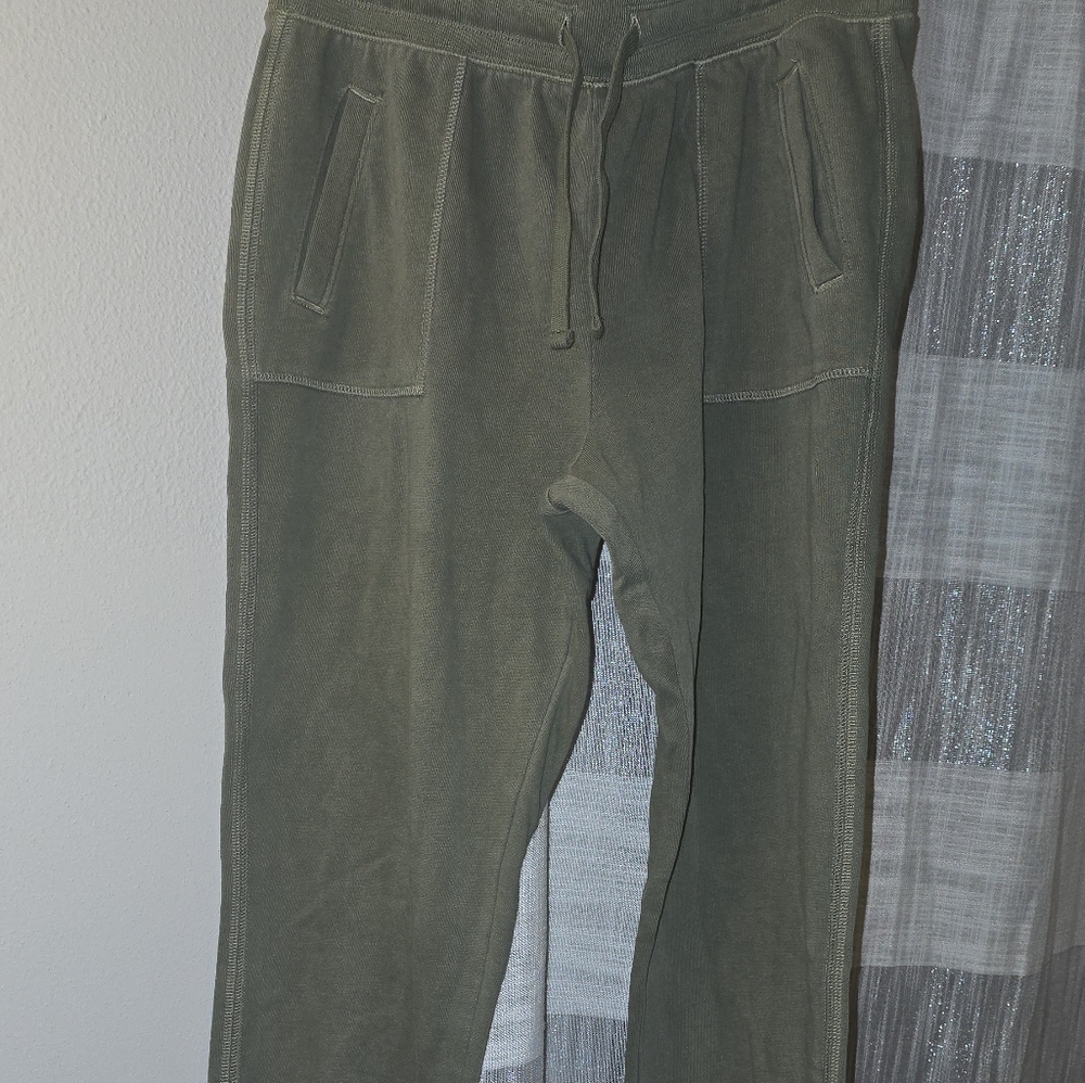 S - Old Navy Olive Green Joggers